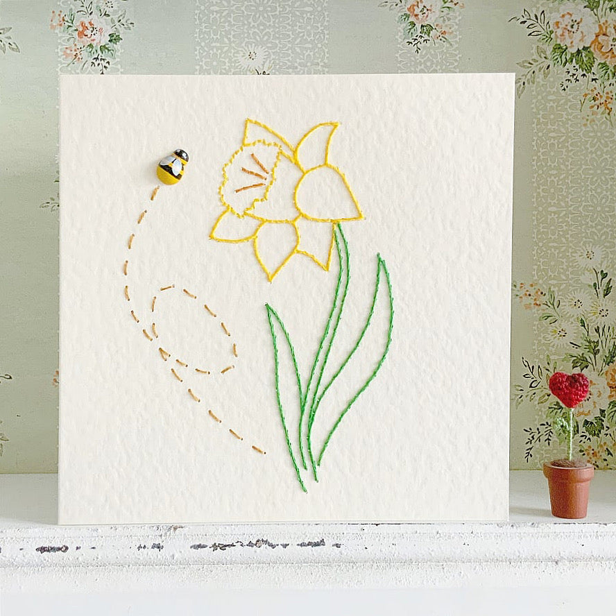 Hand Sewn To Order. A Pretty Daffodil Card. Hand Stitched Card. Spring Flowers Card. Handmade In Scotland. Mothers Day Card. Blank Card.