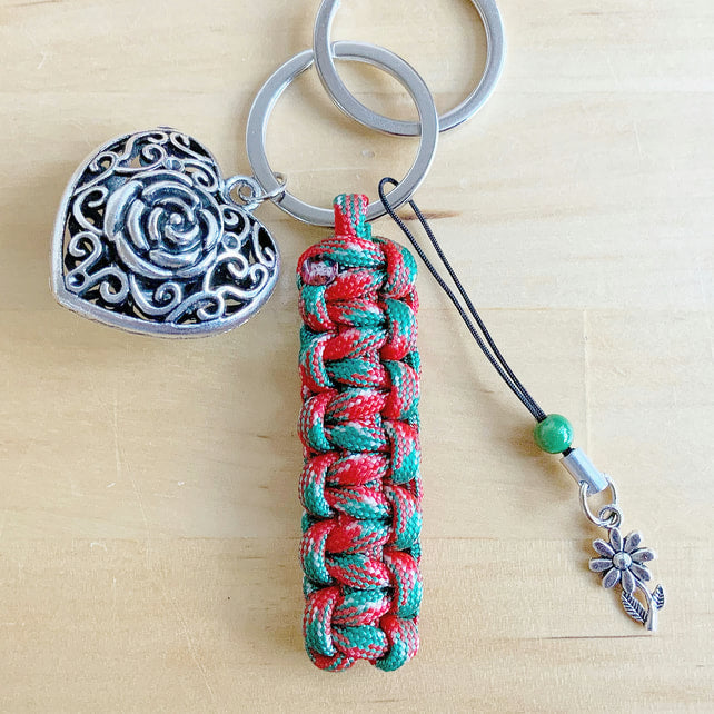 Paracord Keyring. Handmade In Scotland. Heart Keyring. Charm Keyring. Flower Keyring.