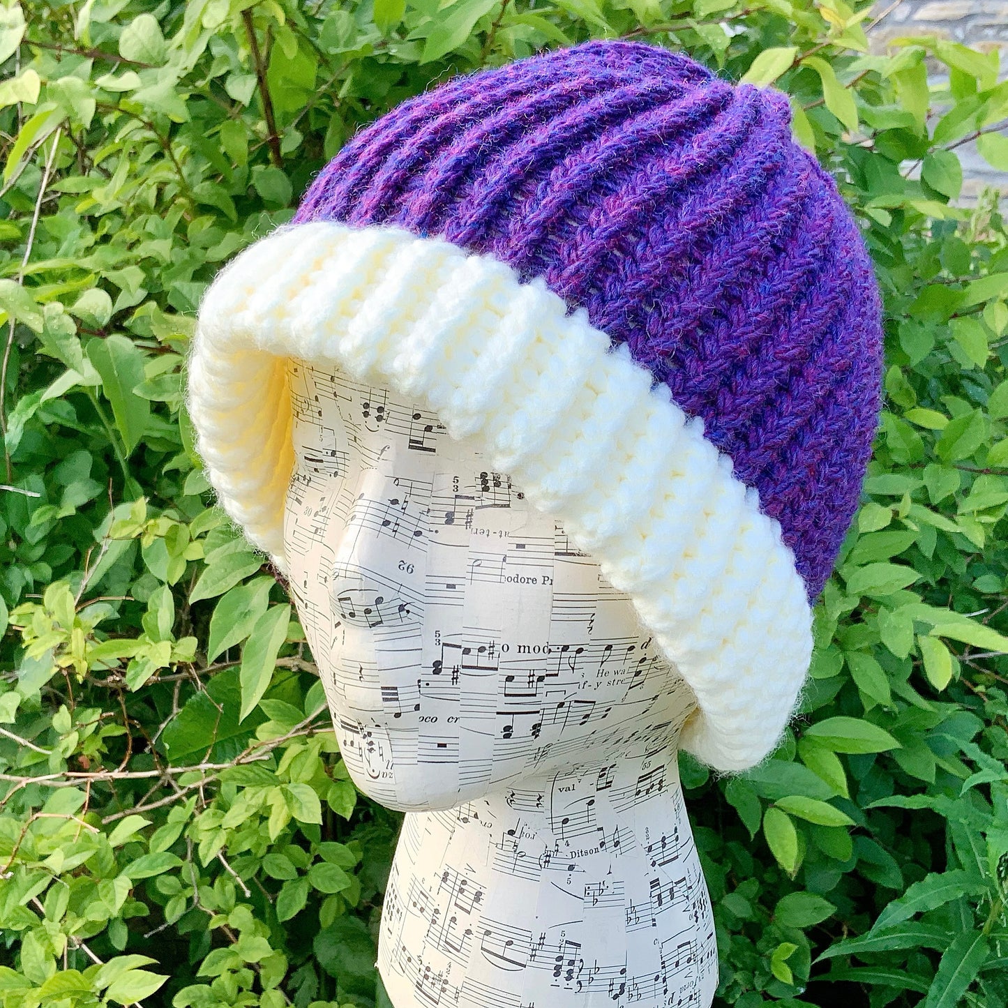 Hand Knitted Hat. Chunky Knit Hat. Beanie. Woolly Hat. Woollen Hat. Wool Hat. Purple Hat.